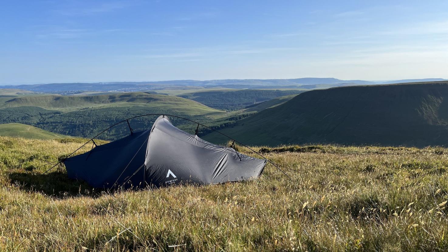  The Nortent Vern 1 on a beautiful summer’s wildcamp. 